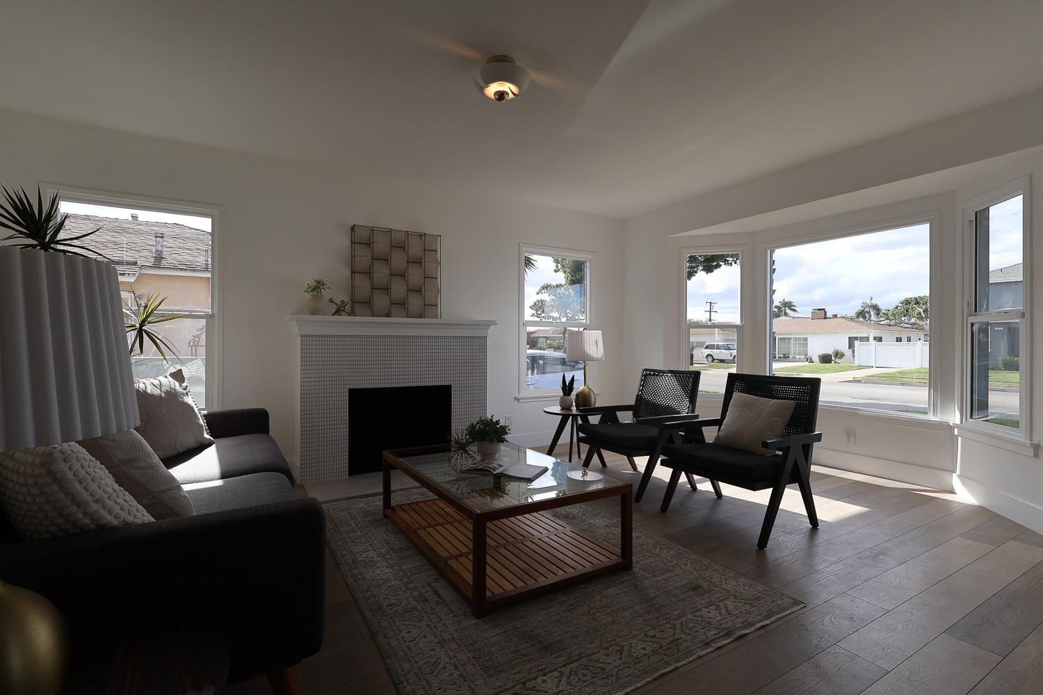 Perfect Exposure Blending: real estate photo before AI editing