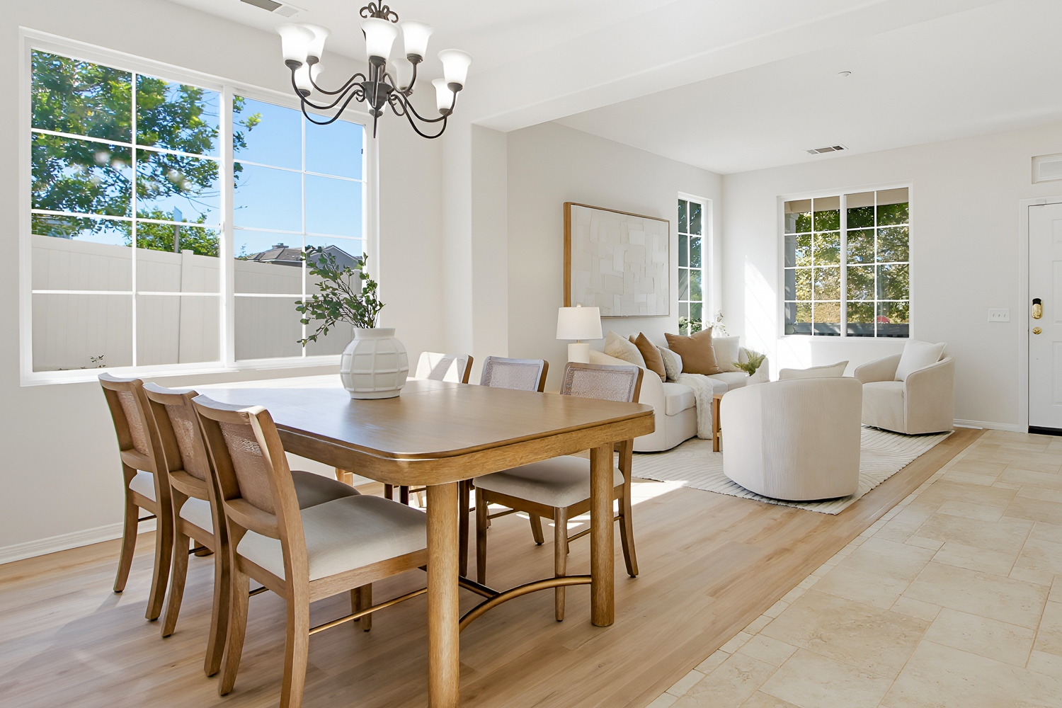 Crisp Windows: real estate photo after AI real estate photo editing by RealtyEdit